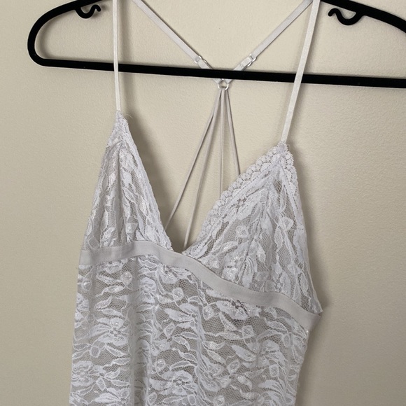 Y2K vintage lace cami - Picture 2 of 5